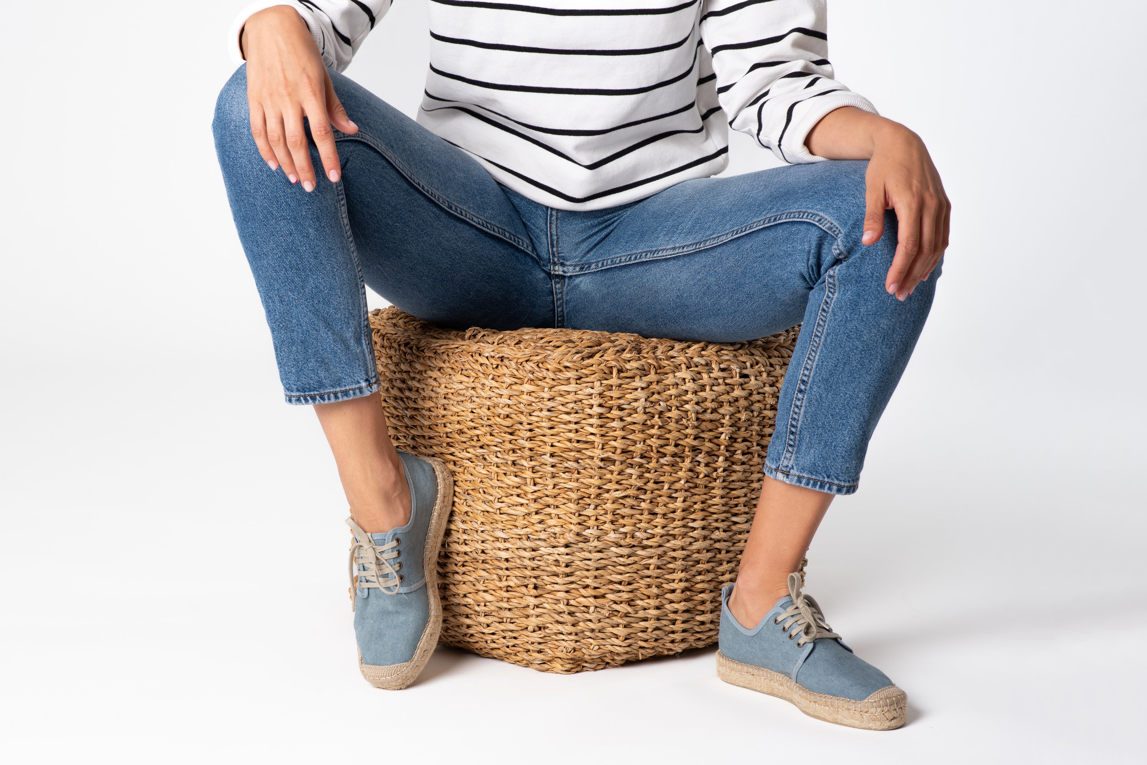 Women Sóller lace-up espadrilles - Blue colour
