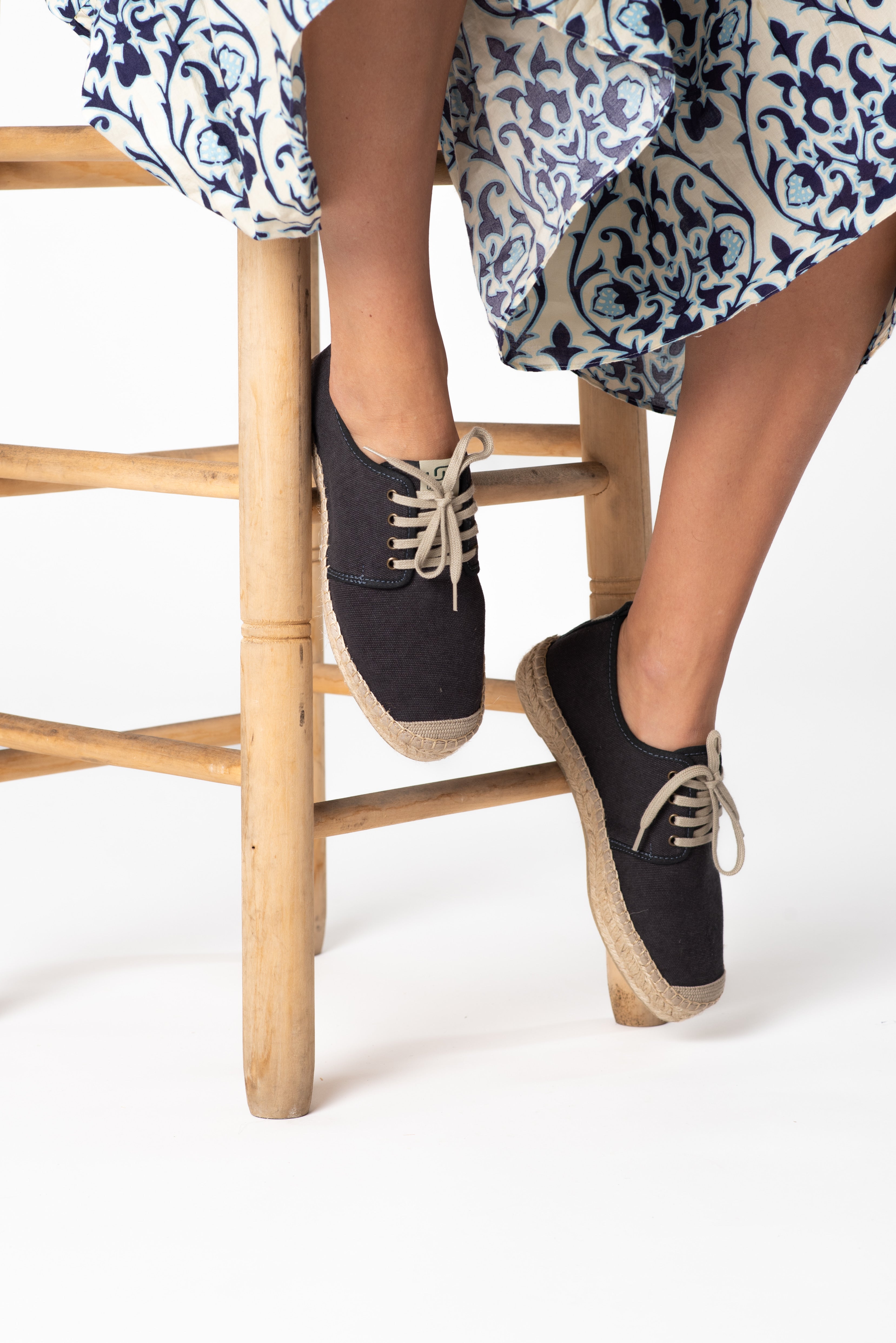 Women Sóller lace-up espadrilles - Quartz colour